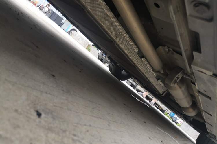 Used BYD Destroyer 05 2024 HONOR Edition DM-i 55KM Luxury Model Chassis Rear Right