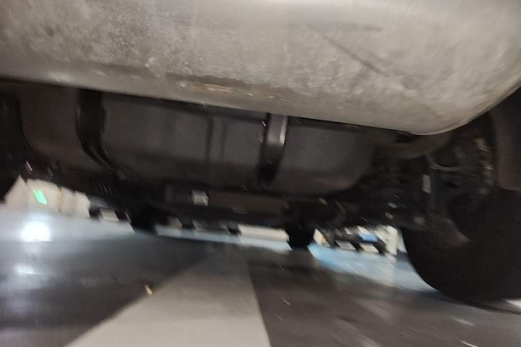 Used BYD Destroyer 05 2024 HONOR Edition DM-i 55KM Luxury Model Chassis Rear