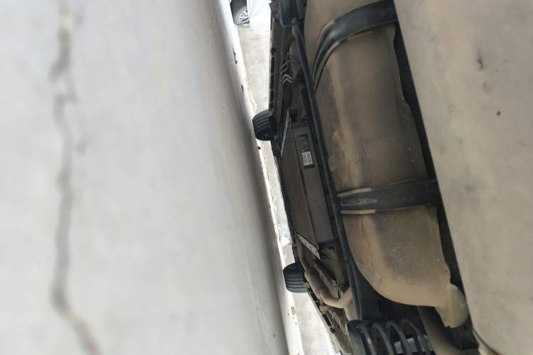 Used BYD Destroyer 05 2024 HONOR Edition DM-i 55KM Luxury Model Chassis Rear