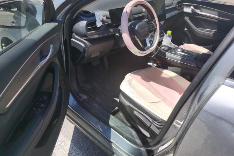 Used BYD Destroyer 05 2024 HONOR Edition DM-i 55KM Luxury Model Driver Seat