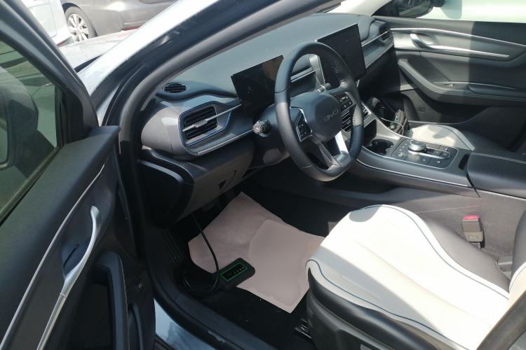 Used BYD Destroyer 05 2024 HONOR Edition DM-i 55KM Luxury Model Driver Seat