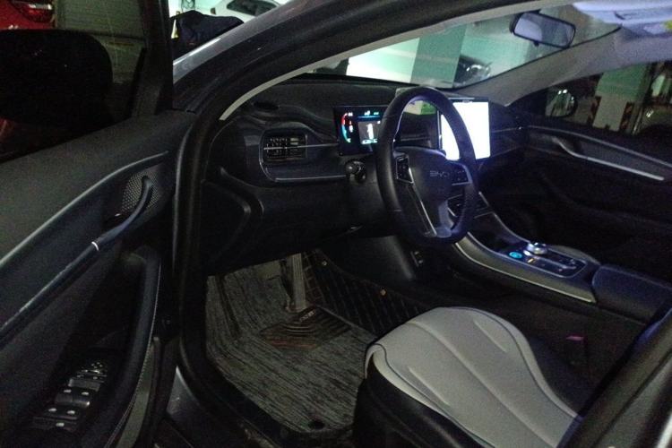 Used BYD Destroyer 05 2024 HONOR Edition DM-i 55KM Luxury Model Driver Seat