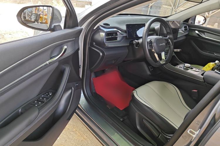 Used BYD Destroyer 05 2024 HONOR Edition DM-i 55KM Luxury Model Driver Seat