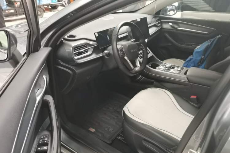 Used BYD Destroyer 05 2024 HONOR Edition DM-i 55KM Luxury Model Driver Seat