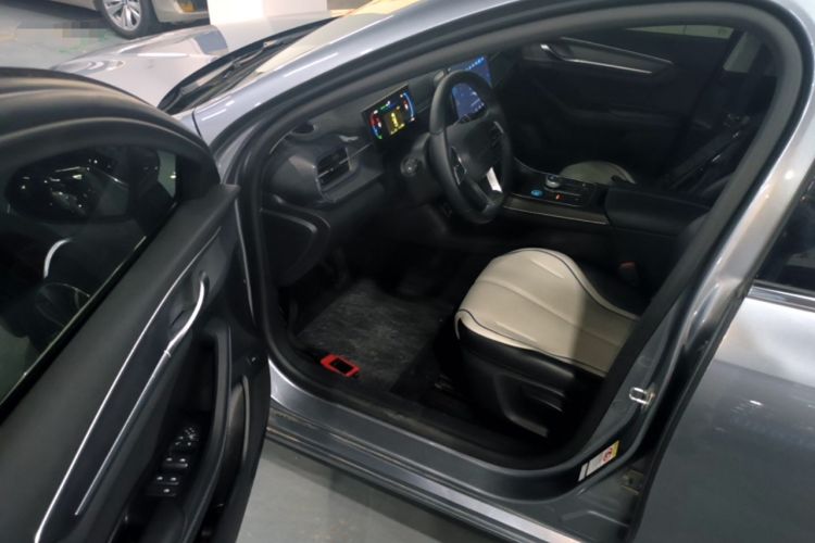 Used BYD Destroyer 05 2024 HONOR Edition DM-i 55KM Luxury Model Driver Seat