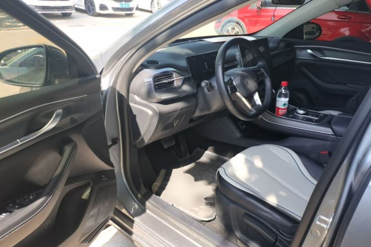 Used BYD Destroyer 05 2024 HONOR Edition DM-i 55KM Luxury Model Driver Seat
