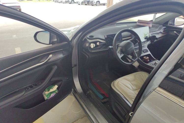 Used BYD Destroyer 05 2024 HONOR Edition DM-i 55KM Luxury Model Driver Seat