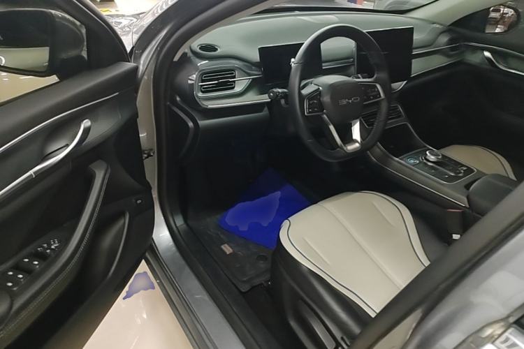 Used BYD Destroyer 05 2024 HONOR Edition DM-i 55KM Luxury Model Driver Seat