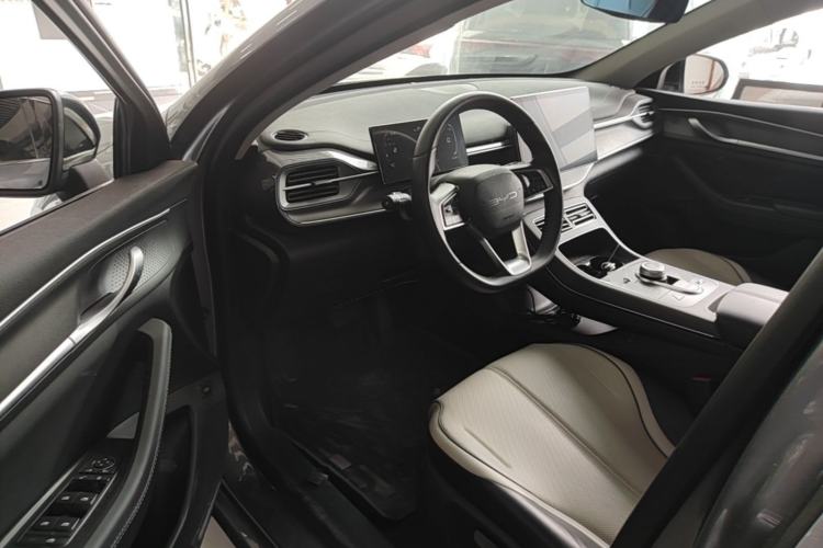 Used BYD Destroyer 05 2024 HONOR Edition DM-i 55KM Luxury Model Driver Seat