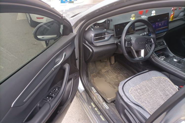 Used BYD Destroyer 05 2024 HONOR Edition DM-i 55KM Luxury Model Driver Seat