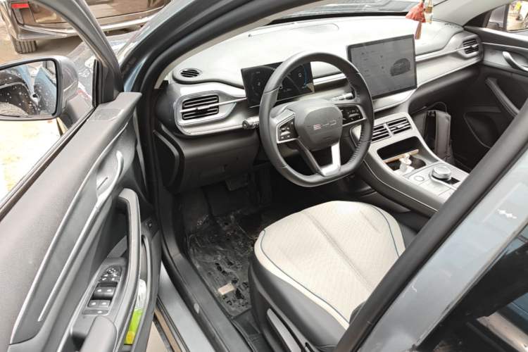Used BYD Destroyer 05 2024 HONOR Edition DM-i 55KM Luxury Model Driver Seat