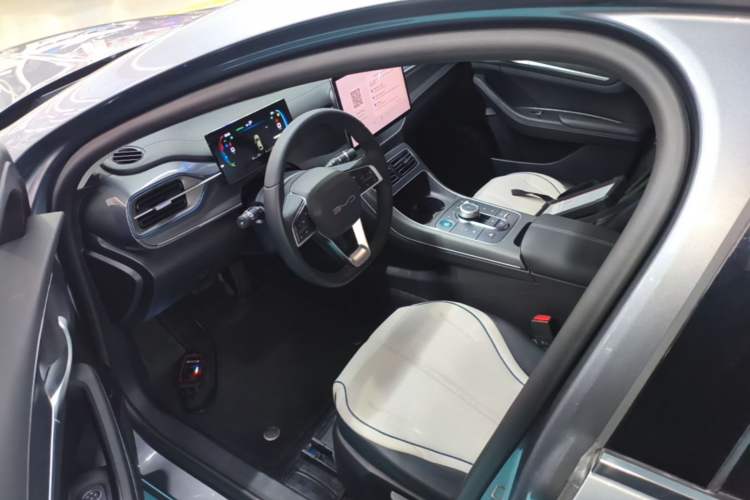 Used BYD Destroyer 05 2024 HONOR Edition DM-i 55KM Luxury Model Driver Seat