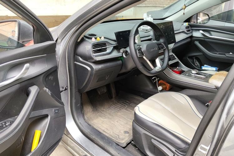 Used BYD Destroyer 05 2024 HONOR Edition DM-i 55KM Luxury Model Driver Seat