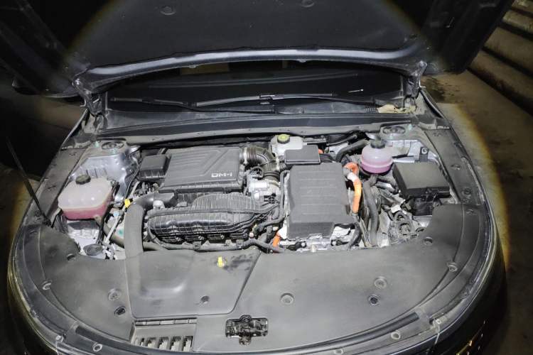 Used BYD Destroyer 05 2024 HONOR Edition DM-i 55KM Luxury Model Engine Bay