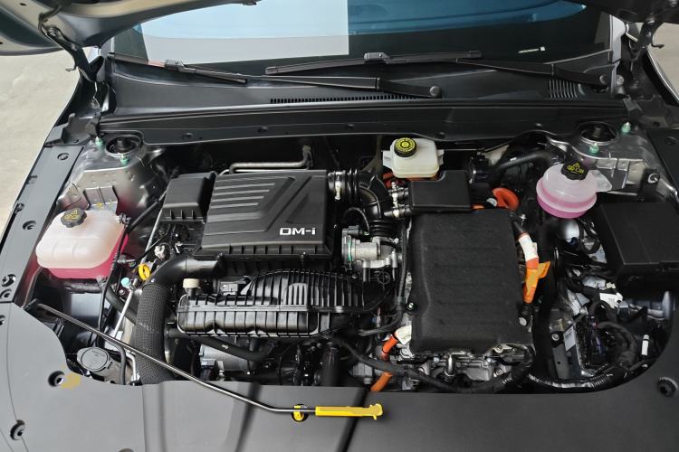 Used BYD Destroyer 05 2024 HONOR Edition DM-i 55KM Luxury Model Engine Bay