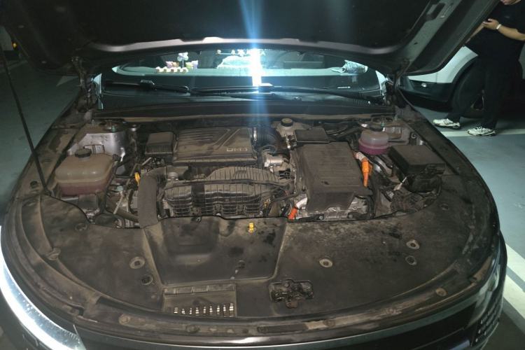 Used BYD Destroyer 05 2024 HONOR Edition DM-i 55KM Luxury Model Engine Bay