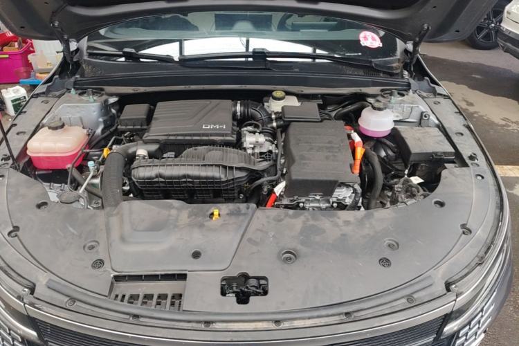 Used BYD Destroyer 05 2024 HONOR Edition DM-i 55KM Luxury Model Engine Bay