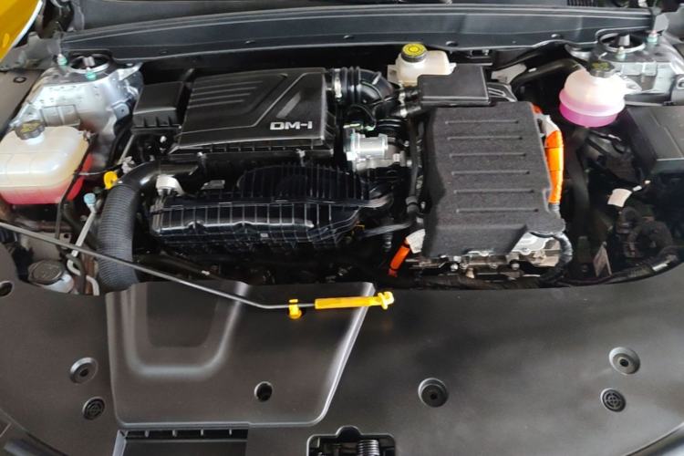 Used BYD Destroyer 05 2024 HONOR Edition DM-i 55KM Luxury Model Engine Bay