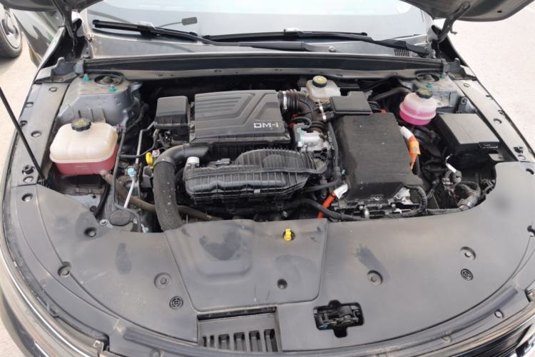 Used BYD Destroyer 05 2024 HONOR Edition DM-i 55KM Luxury Model Engine Bay