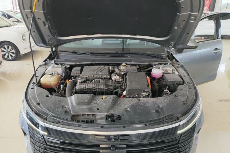 Used BYD Destroyer 05 2024 HONOR Edition DM-i 55KM Luxury Model Engine Bay