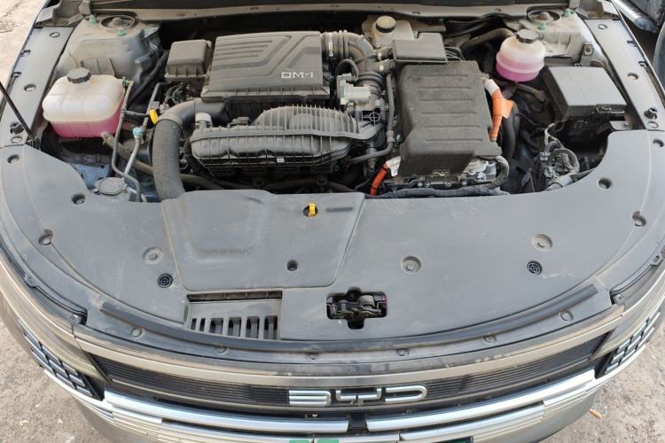 Used BYD Destroyer 05 2024 HONOR Edition DM-i 55KM Luxury Model Engine Bay