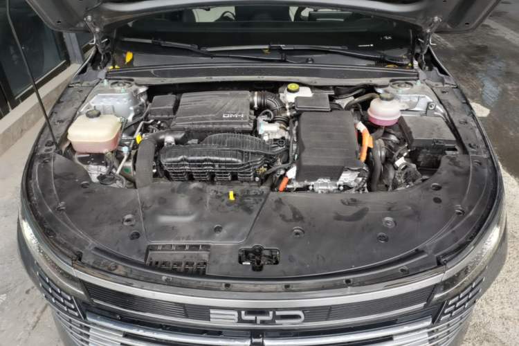 Used BYD Destroyer 05 2024 HONOR Edition DM-i 55KM Luxury Model Engine Bay