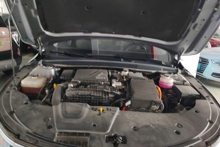 Used BYD Destroyer 05 2024 HONOR Edition DM-i 55KM Luxury Model Engine Bay