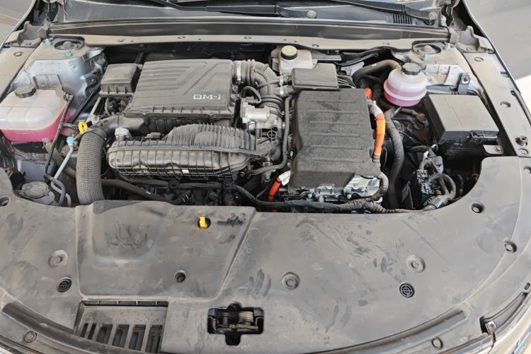 Used BYD Destroyer 05 2024 HONOR Edition DM-i 55KM Luxury Model Engine Bay
