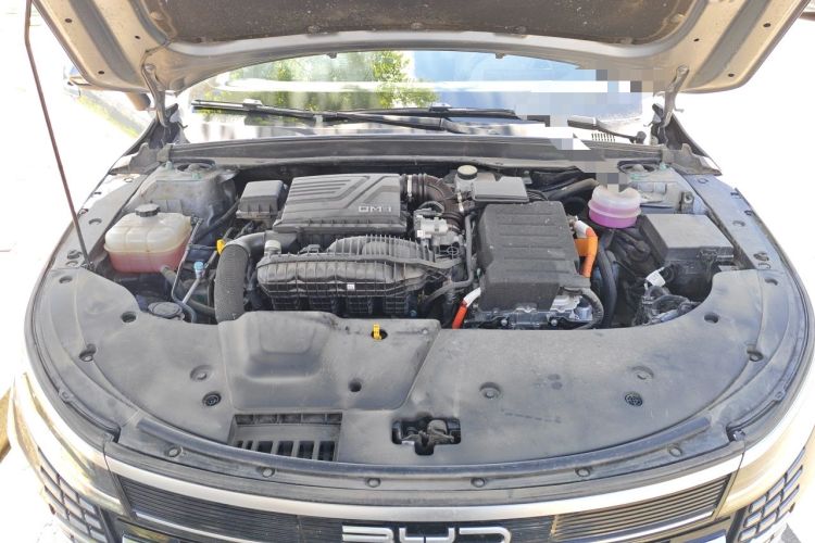 Used BYD Destroyer 05 2024 HONOR Edition DM-i 55KM Luxury Model Engine Bay