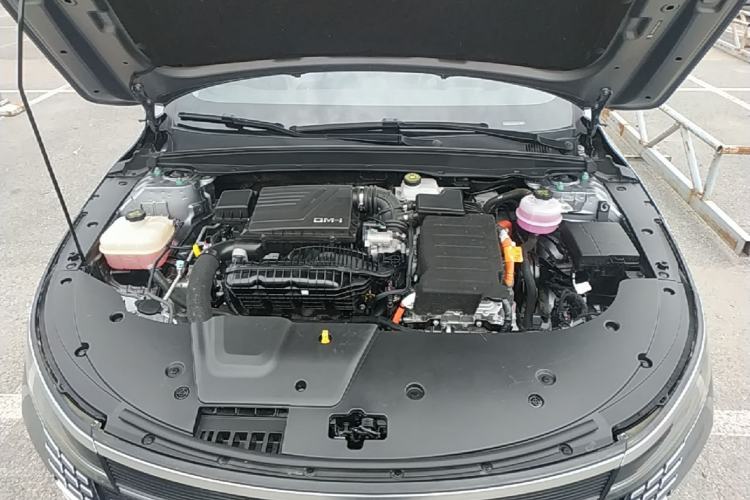 Used BYD Destroyer 05 2024 HONOR Edition DM-i 55KM Luxury Model Engine Bay