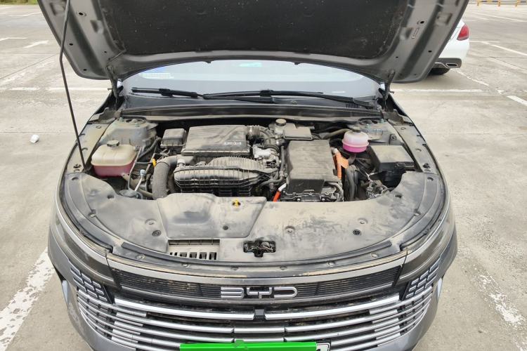 Used BYD Destroyer 05 2024 Honor Edition DM-i 120KM Luxury Model Engine Bay
