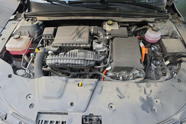 Used BYD Destroyer 05 2024 Honor Edition DM-i 120KM Luxury Model Engine Bay