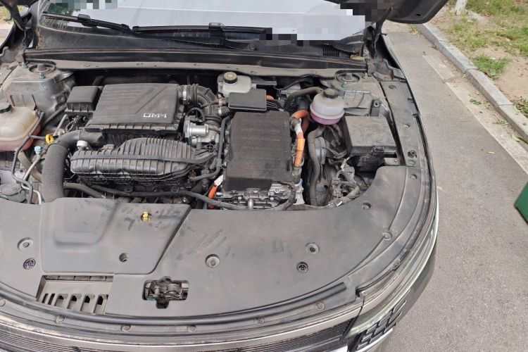 Used BYD Destroyer 05 2024 HONOR Edition DM-i 55KM Luxury Model Engine Bay Left