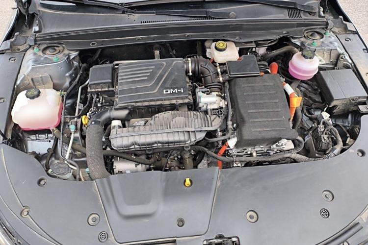 Used BYD Destroyer 05 2024 HONOR Edition DM-i 55KM Luxury Model Engine Bay