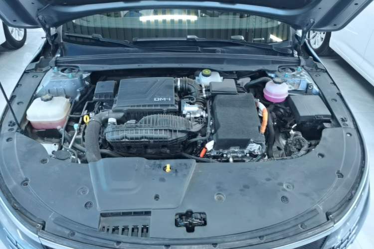 Used BYD Destroyer 05 2024 HONOR Edition DM-i 55KM Luxury Model Engine Bay