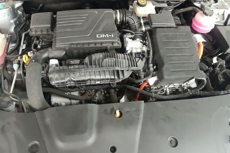 Used BYD Destroyer 05 2024 HONOR Edition DM-i 55KM Luxury Model Engine Bay