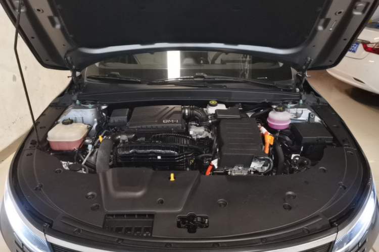 Used BYD Destroyer 05 2024 HONOR Edition DM-i 55KM Luxury Model Engine Bay