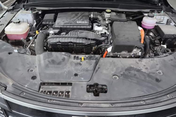 Used BYD Destroyer 05 2024 HONOR Edition DM-i 55KM Luxury Model Engine Bay