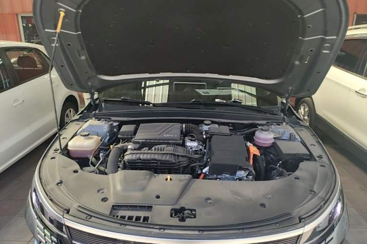 Used BYD Destroyer 05 2024 Honor Edition DM-i 120KM Luxury Model Engine Bay