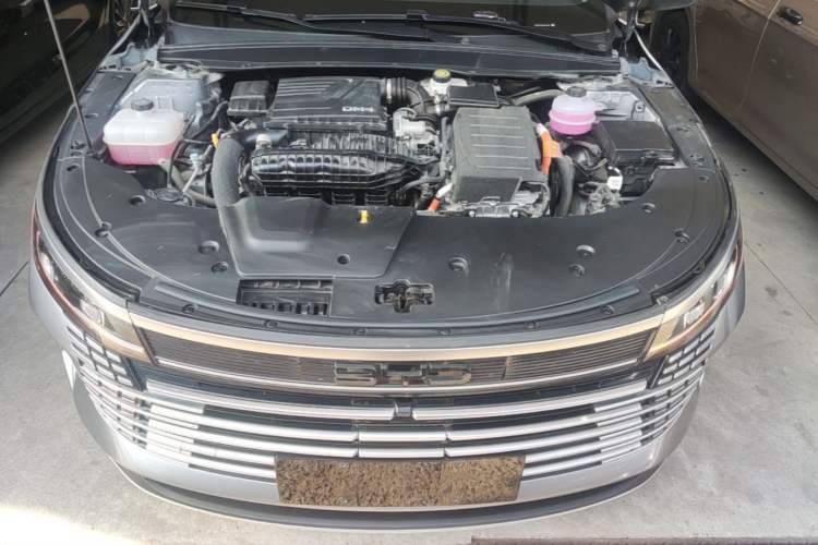Used BYD Destroyer 05 2024 HONOR Edition DM-i 55KM Luxury Model Engine Bay
