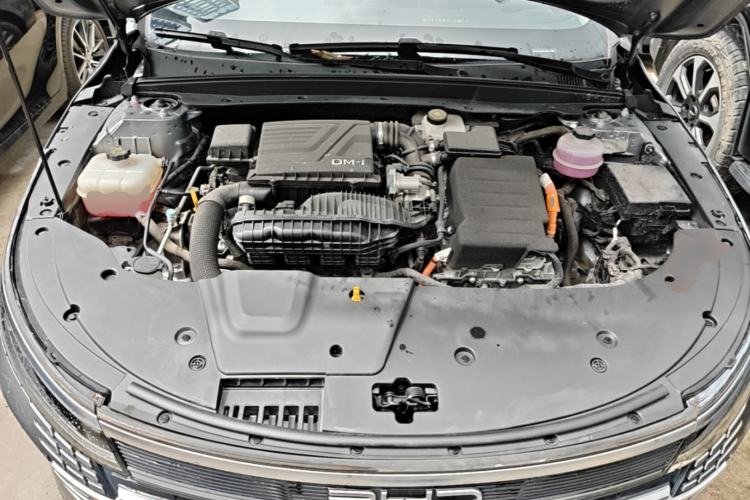 Used BYD Destroyer 05 2024 HONOR Edition DM-i 55KM Luxury Model Engine Bay