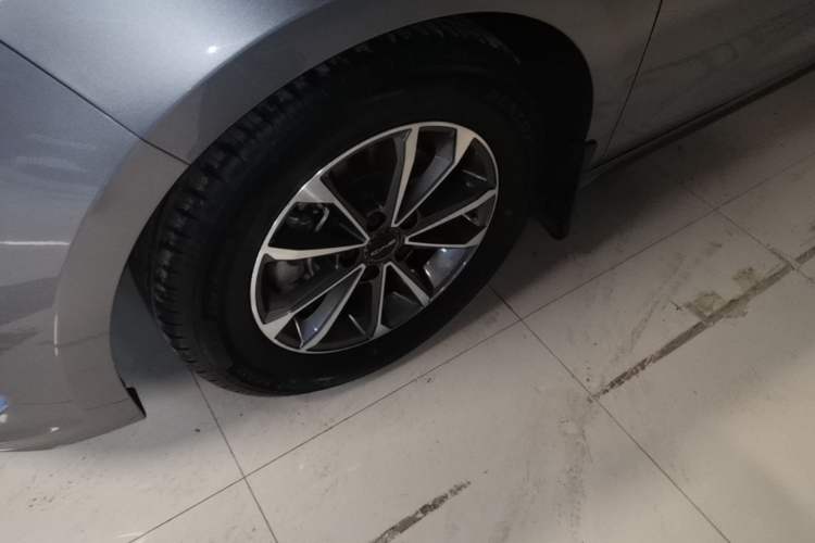 Used BYD Destroyer 05 2024 HONOR Edition DM-i 55KM Luxury Model Exterior 2