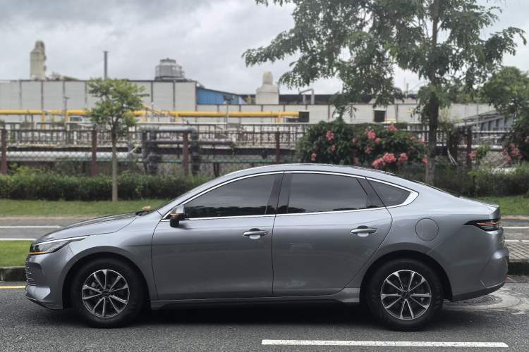 Used BYD Destroyer 05 2024 HONOR Edition DM-i 55KM Luxury Model Exterior 3