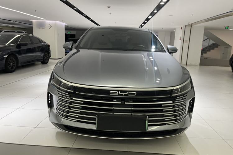 Used BYD Destroyer 05 2024 HONOR Edition DM-i 55KM Luxury Model Exterior 3
