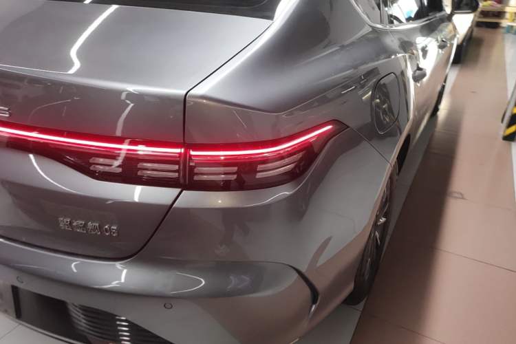 Used BYD Destroyer 05 2024 HONOR Edition DM-i 55KM Luxury Model Exterior 3