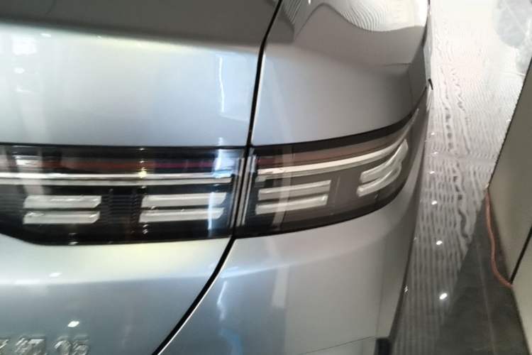 Used BYD Destroyer 05 2024 HONOR Edition DM-i 55KM Luxury Model Exterior 3
