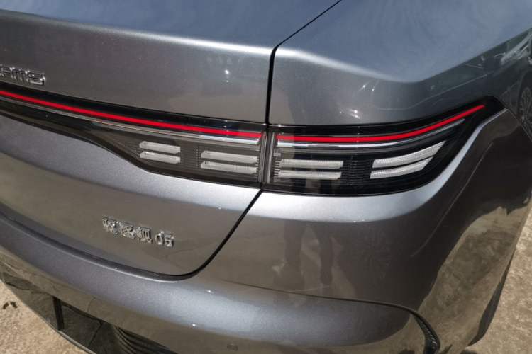 Used BYD Destroyer 05 2024 HONOR Edition DM-i 55KM Luxury Model Exterior 3
