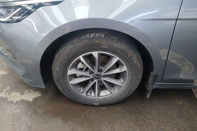 Used BYD Destroyer 05 2024 HONOR Edition DM-i 55KM Luxury Model Exterior 4