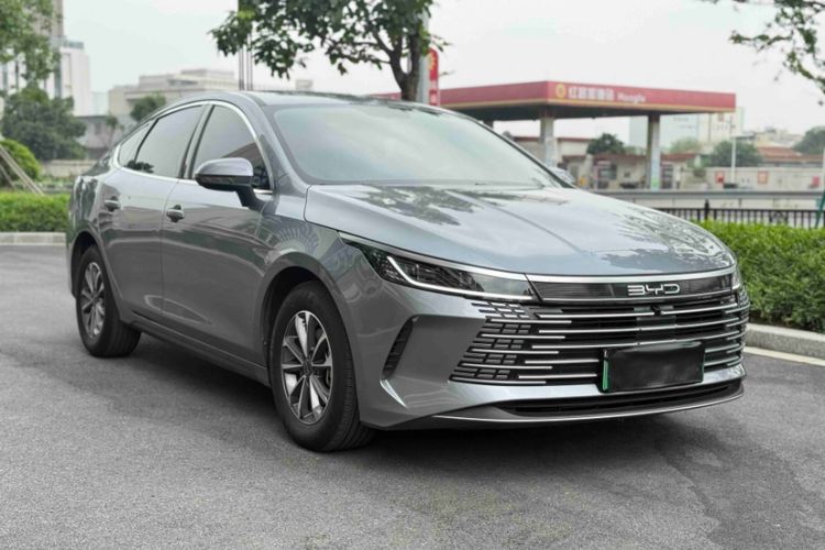 Used BYD Destroyer 05 2024 HONOR Edition DM-i 55KM Luxury Model Exterior 4
