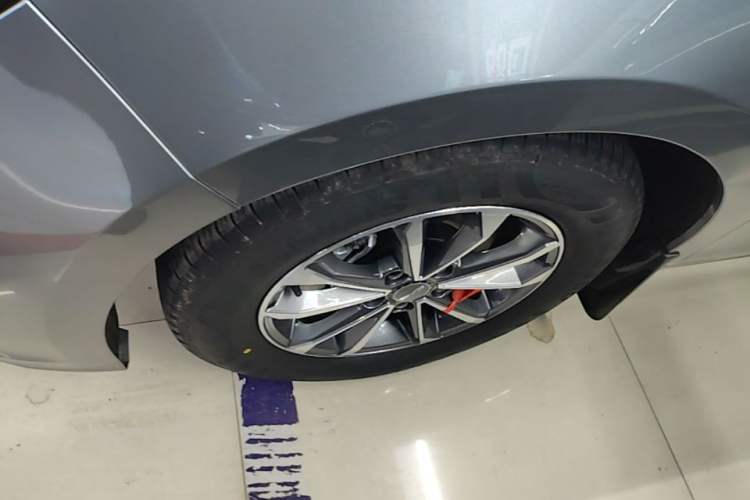 Used BYD Destroyer 05 2024 HONOR Edition DM-i 55KM Luxury Model Exterior 4